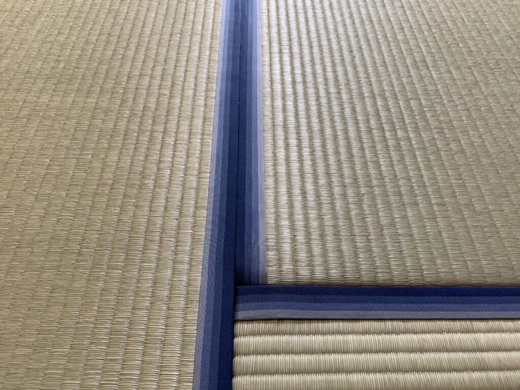 きれいなへりです。 きれいなへりです。